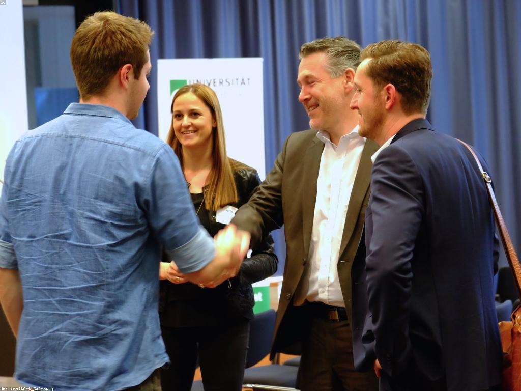 យុទ្ធសាស្ត្រនិងគន្លឹះសម្រាប់ទីផ្សារបង្កើនការប្រកួតប្រជែង