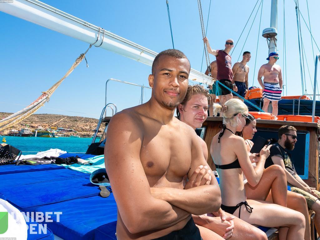 ការពិចារណាអំពីកាស៊ីណូ: បទពិសោធន៍ និង គន្លឹះសំរាប់អ្នកលេង