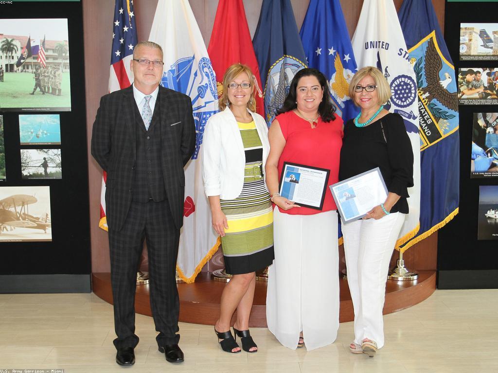 ព័ត៌មានសេវាកម្ម និងសារៈសំខាន់សម្រាប់សង្គមសម័យថ្មី